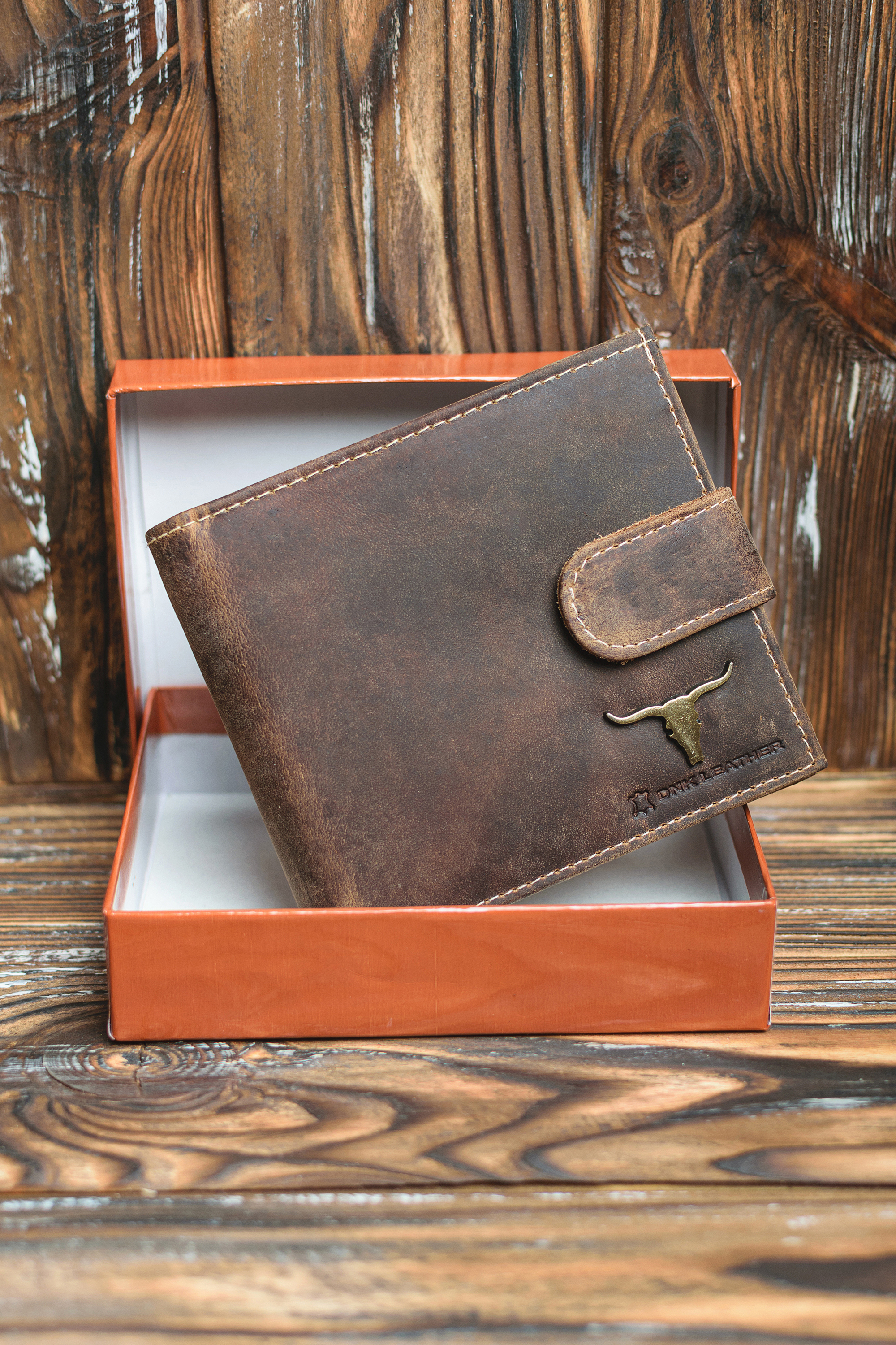 Гаманець чоловічий DNK Leather DNK-01L-BAW-TAN Гаманець чоловічий DNK Leather DNK-01L-BAW-TAN